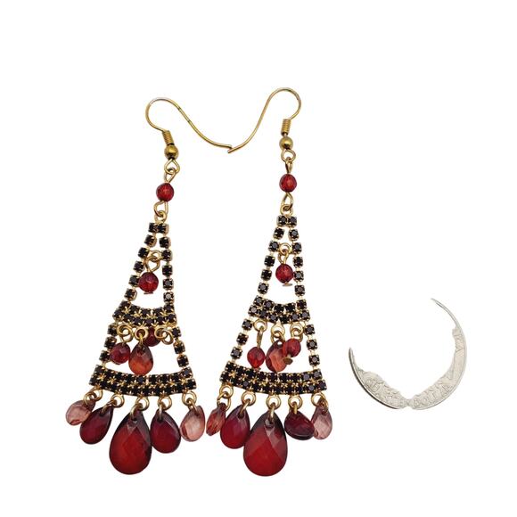 Red Chandelier Earrings Gold Tone Dangle Boho Festival Pink Teardrop Drops 3"L - Picture 7 of 8